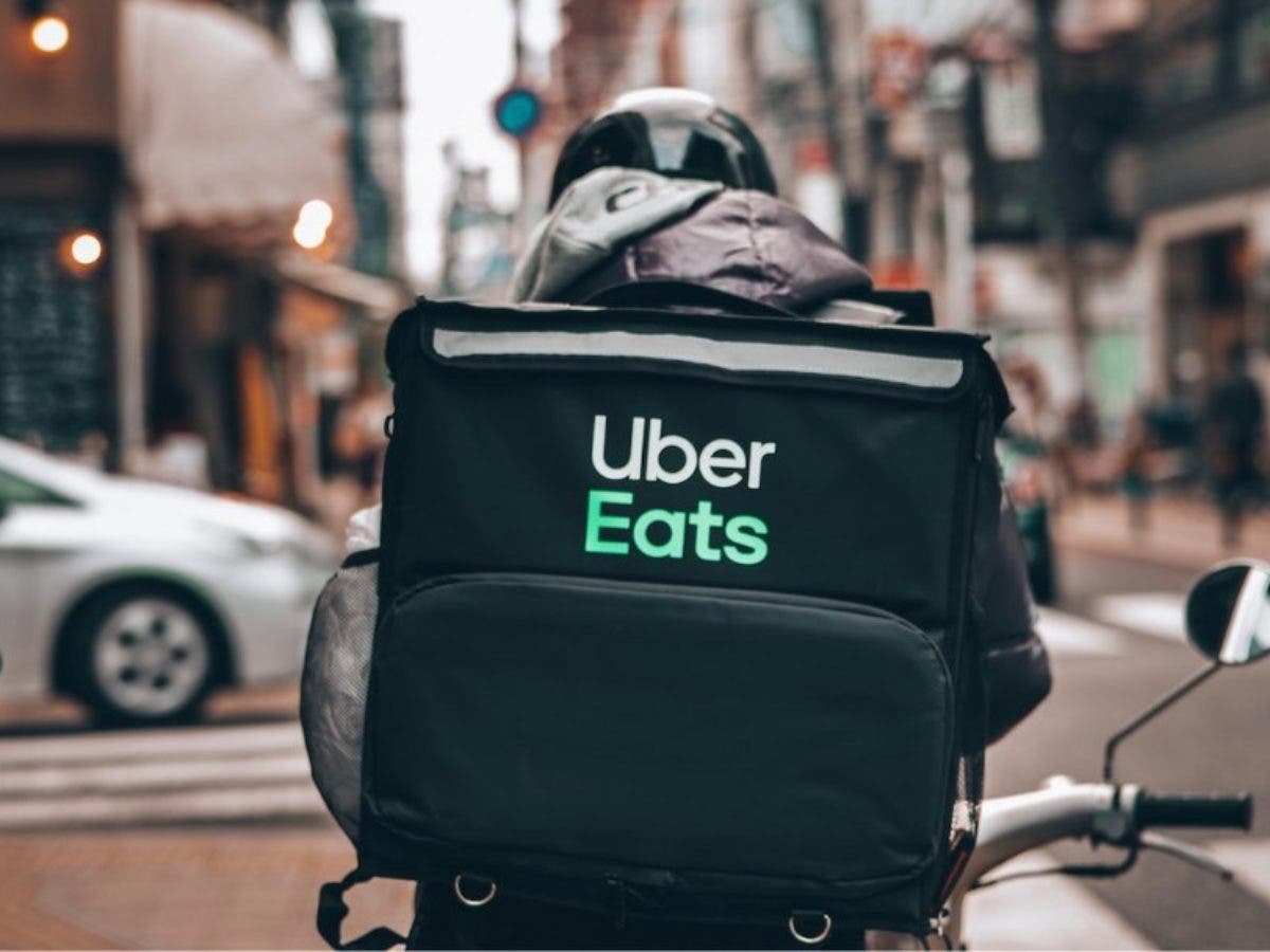 rider-de-uber-eats-1200×900